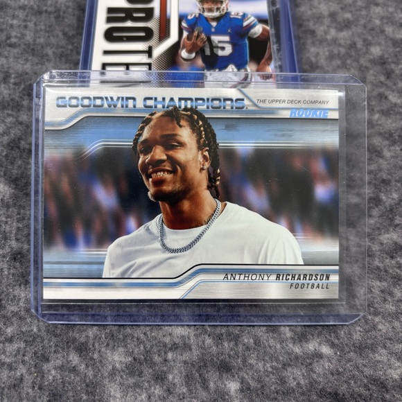 Anthony Richardson Football Rookie Card Collection - Blue Accents - Picture 13 of 16